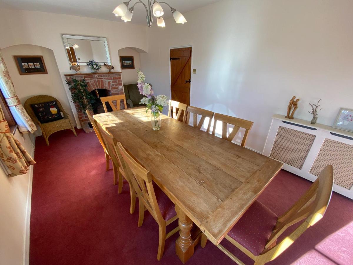 Carlton Country Retreat - Perfect For Ipswich - Aldeburgh - Southwold - Thorpeness - Sizewell B - Sizewell C - Sleeps 13